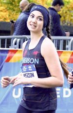 TERI HATCHER at 2018 New York City Marathon 11/04/2018
