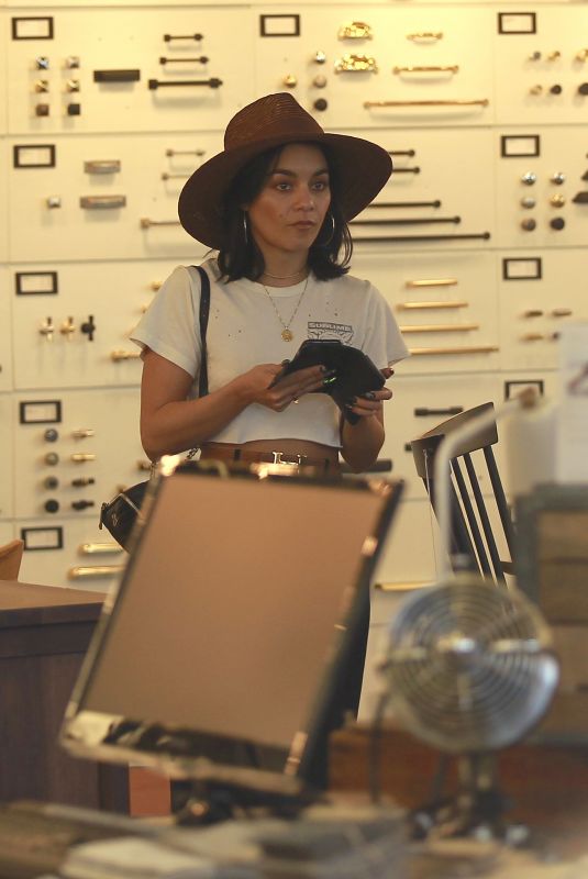 VANESSA HUDGENS Out Shopping in Los Angeles 11/09/2018