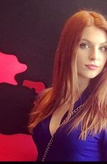 AINSLEY ROSS - Instagram Pictures, December 2018