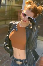 AINSLEY ROSS - Instagram Pictures, December 2018