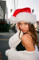 ALEXIS REN - Christmas Instagram Pictures
