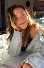 ALEXIS REN - Instagram Pictures 12/29/2018