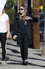 AMANDA BYNES Leaves Starbucks in Los Angeles 12/08/2018