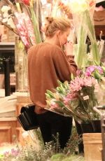 AMBER HEARD and Vito Schnabel Out Shopping in Los Angeles 12/21/2018
