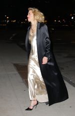 AMBER HEARD Leaves L