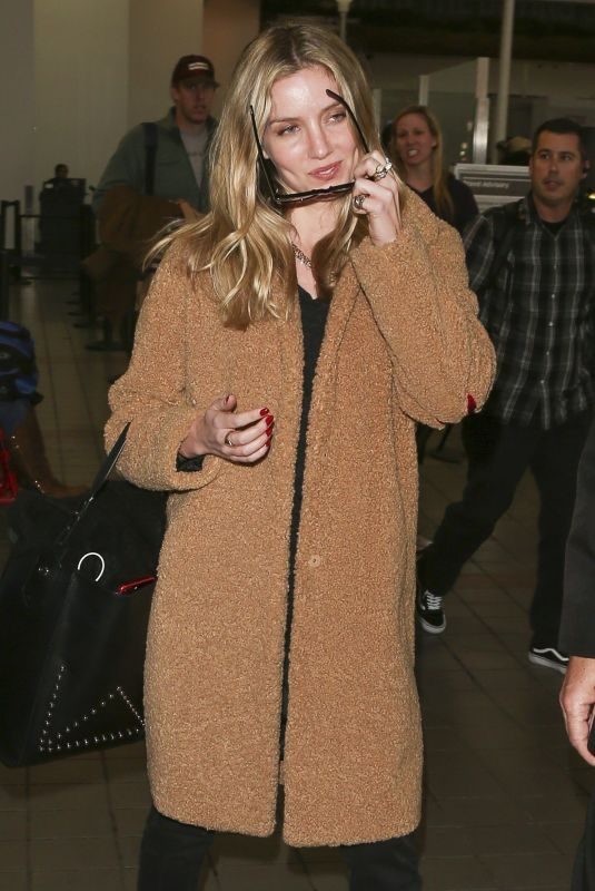 ANNABELLE WALLIS at Los Angeles International Airport 12/14/2018