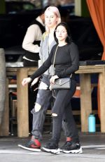 ARIEL WINTER Out fot Lunch in Sherman Oaks 12/19/2018
