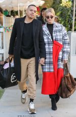 ASHLEE SIMPSON and Evan Ross Out for Lunch in West Hollywood 12/29/2018