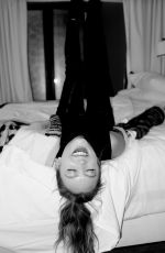 BILLIE LOURD for J Brand