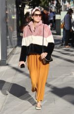 BLANCA BLANCO Shopping on Rodeo Drive in Beverly Hills 12/26/2018