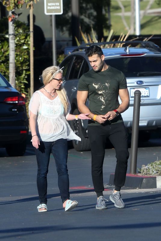 BRITNEY SPEARS and Sam Asghari Out in Calabasas 12/08/2018