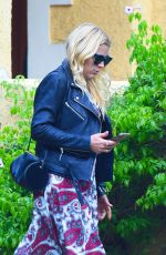 BUSY PHILIPPS Leaves a Friend\s House in Los Angeles 12/14/2018