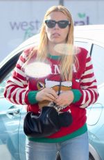 BUSY PHILIPPS on Christmas Shopping in Los Angeles 12/24/2018