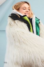 CAREY MULLIGAN in Grazia Magazine, France December 2018