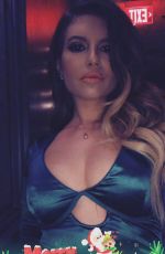 CHANEL WEST COAST - Christmas Instagram Pictures