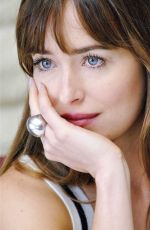 DAKOTA JOHNSON in Psychologies Magazine, Russia January 2019