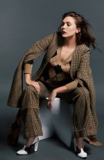 ELIZABETH OLSEN in L