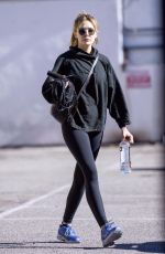 ELIZABETH OLSEN Leaves a Gym in Los Angeles 12/10/2018