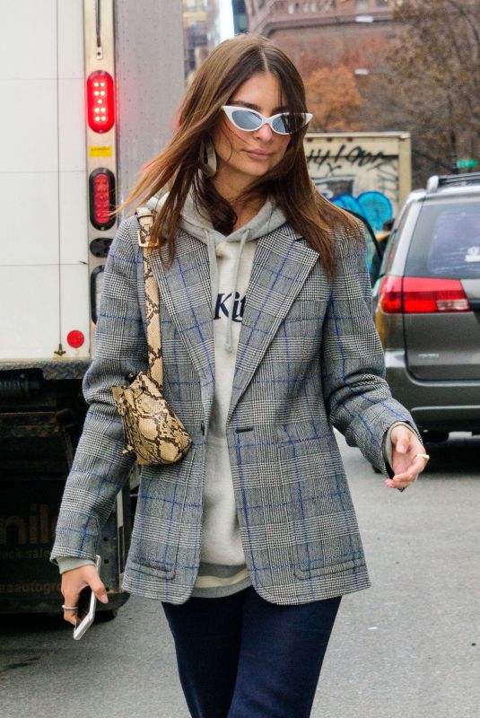 EMILY RATAJKOWSKI Out and About in New York 12/03/2018