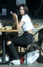 EMILY RATAJKOWSKI Out for Lunch in Los Angeles 12/20/2018