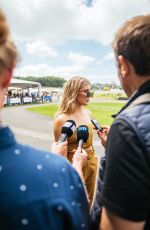 EUGENIE BOUCHARD at Bboxing Day Races in Auckland 12/26/2018