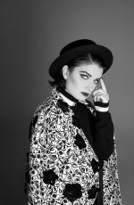 EVE HEWSON for Content Mode Magazine 2018