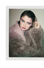 EVE HEWSON for Content Mode Magazine 2018