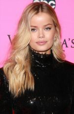 FRIDA AASEN at Victoria