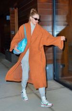 GIGI HADID Leaves Her Apartment in New York 12/06/2018