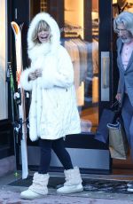 GOLDIE HAWN Out Shopping in Aspen 12/23/2018