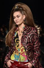 GRACE ELIZABETH at Versace Pre-fall 2019 Runway Show in New York 12/02/2018