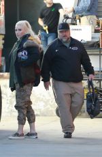 GWEN STEFANI Arrives at a Studio in Los Angeles 12/08/2018
