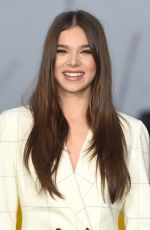 HAILEE STEINFELD at Bumblebee Photocall in London 12/05/2018