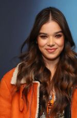 HAILEE STEINFELD at SiriusXM Studios in New York 12/20/2018
