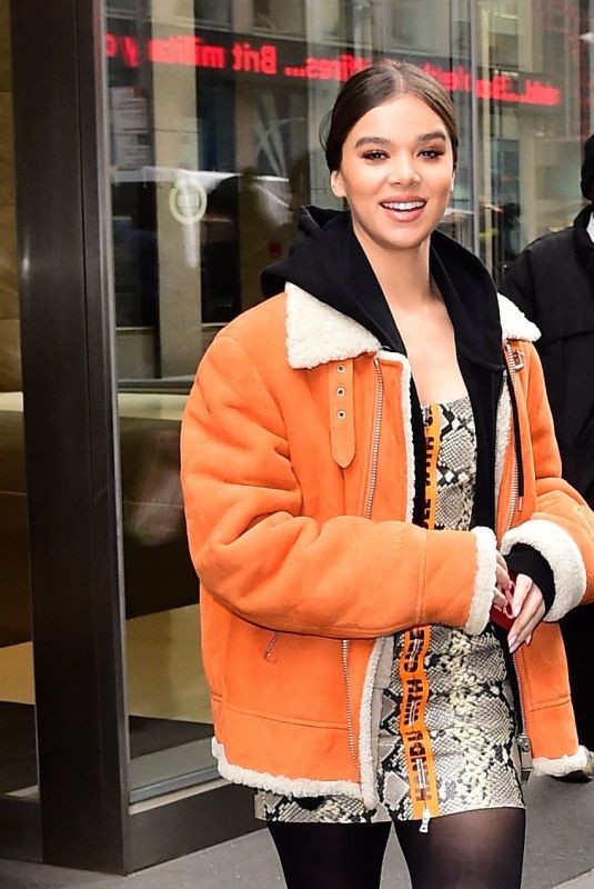 HAILEE STEINFELD Leaves SiriusXM Studios in New York 12/20/2018