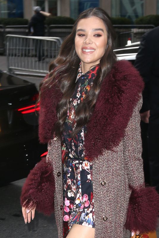 HAILEE STEINFELD Out and About in New York 12/20/2018