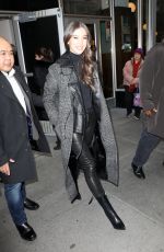 HAILEE STEINFELD Out in New york 12/20/2018