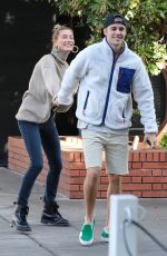 HAILEY and Justine BIEBER at Blue Bottle Coffee in Beverly Hills 11/30/2018