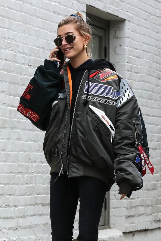 HAILEY BIEBER Heading to a Photoshoot in Hollywood 12/06/2018