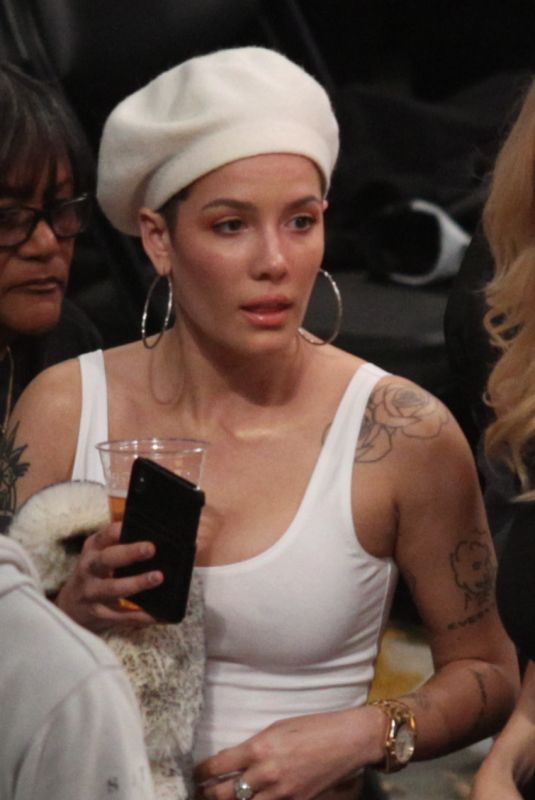 HALSEY at LA Lakers vs New Orleans Pelicans Game in Los Angeles 12/21/2018