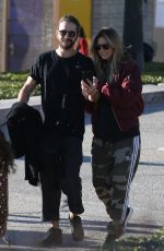 HEIDI KLUM and Tom Kaulitz Out with Their Dog in Santa Monica 12/29/2018