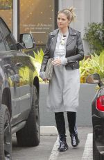 HEIDI KLUM Out Shopping in Beverly Hills 12/14/2018