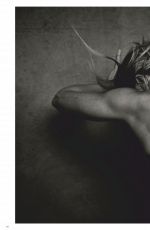 HELENE FISCHER in Vogue Magazin, Germany January 2019