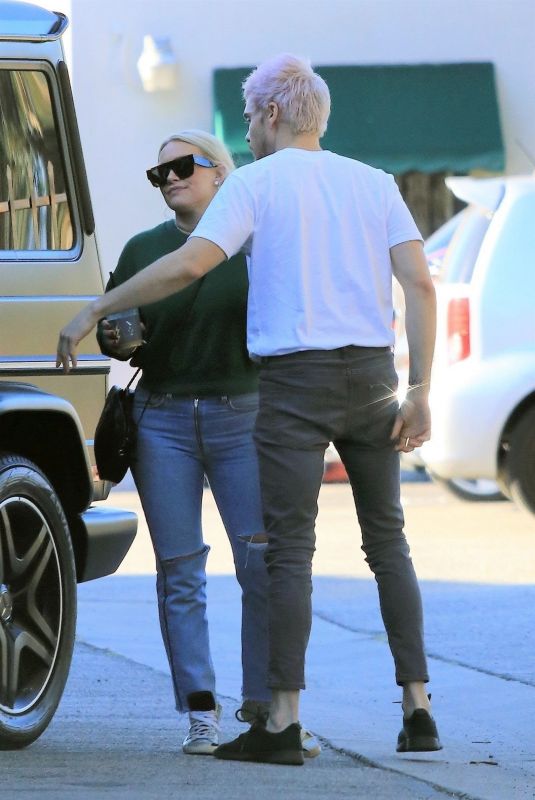 HILARY DUFF and Matthew Koma Out Shopping in Studio City 12/04/2018