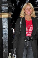 HOLLY WILLOGHBY Leaves Scott