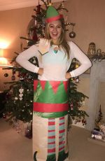 ISKRA LAWRENCE - Christmas Instagram Pictures