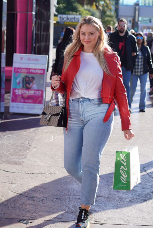 ISKRA LAWRENCE Out and About in Las Vegas 12/29/2018
