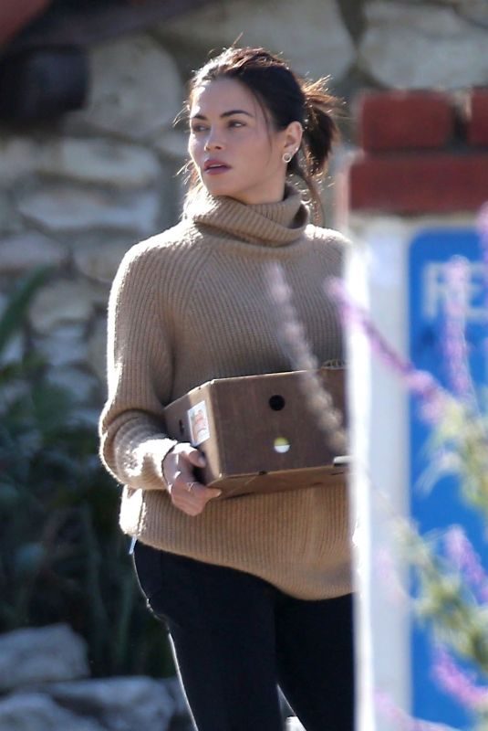 JENNA DEWAN Out and About in Los Angeles 12/04/2018