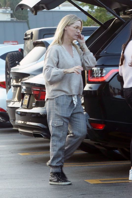 JENNIE GARTH Out Shopping in Los Angeles 12/24/2018