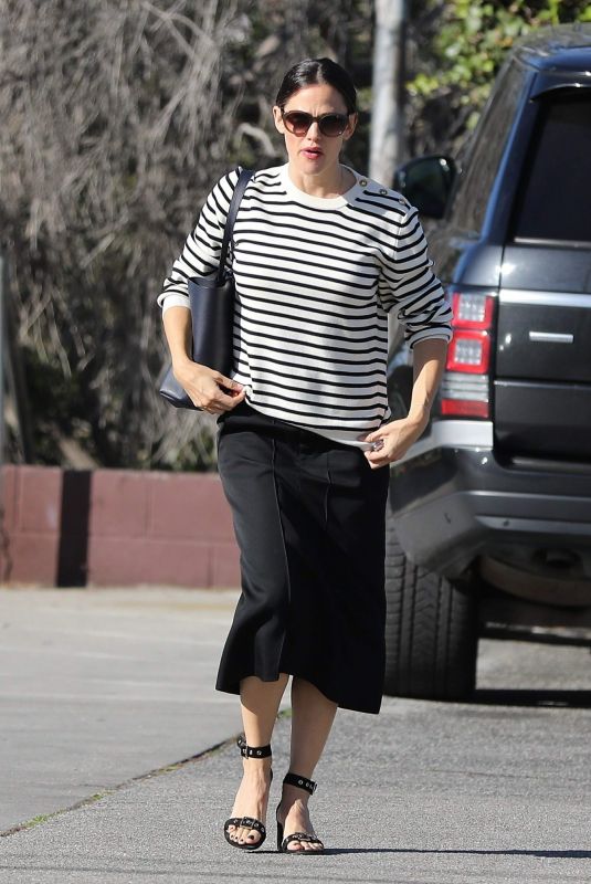 JENNIFER GARNER at a Church Service in Pacific Palisades 12/16/2018